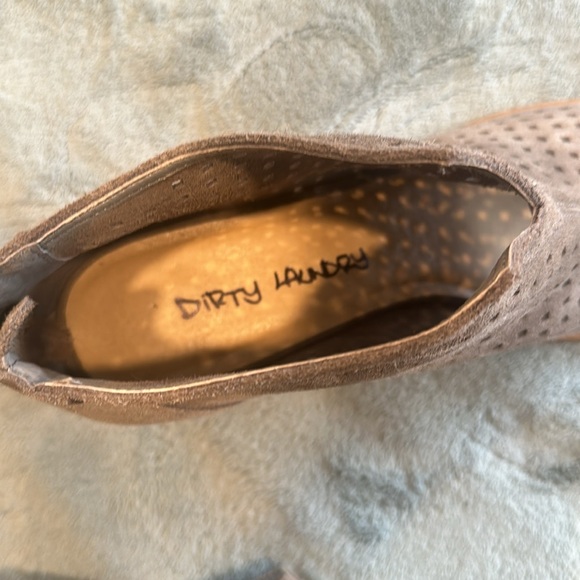 Open toe booties size 11 (42.5 European) - Picture 4 of 6